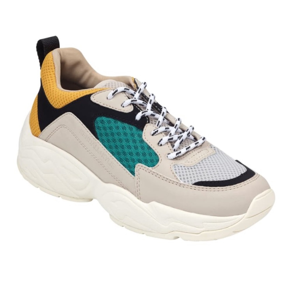 Kendall + Kylie Dad Sneaker - Picture 1 of 6